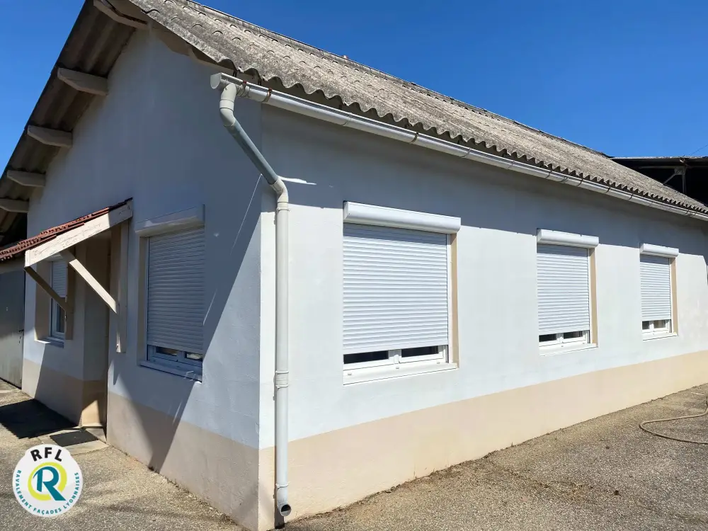 AVANT - Charvieu-Chavagneux, 38230- Isolation thermique par l'extérieur et ravalement de façades_resultat